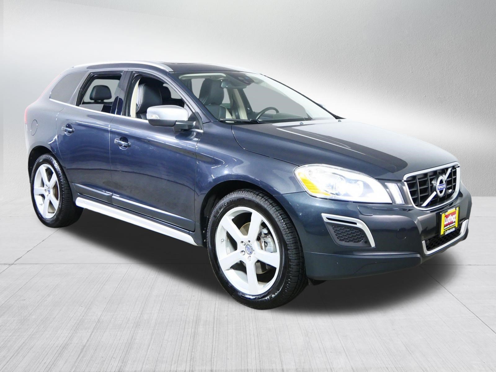 2012 Volvo XC60 T6 AWD Auto Platinum's photo