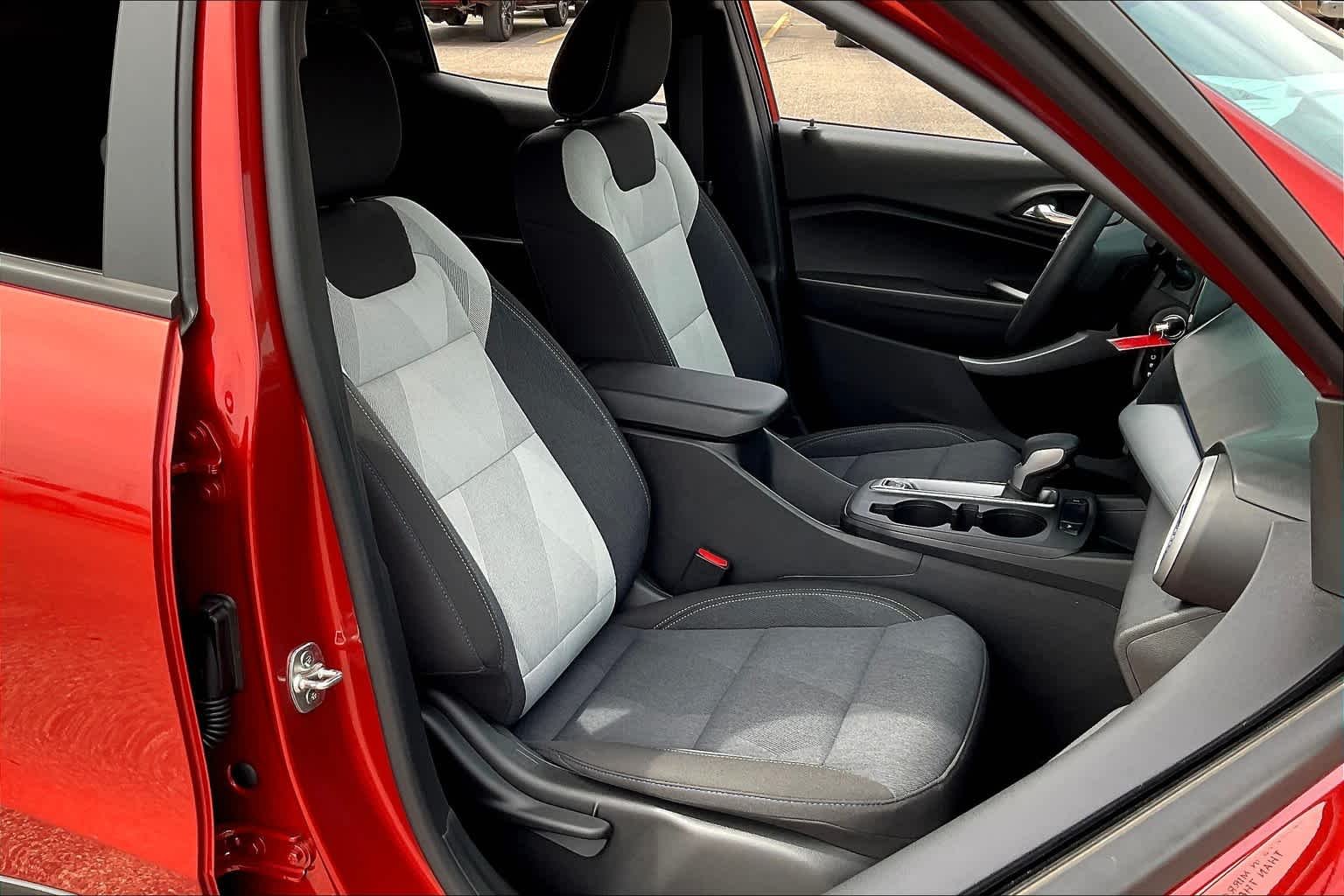 Used 2024 Cayenne Orange Metallic Chevrolet LS image 9