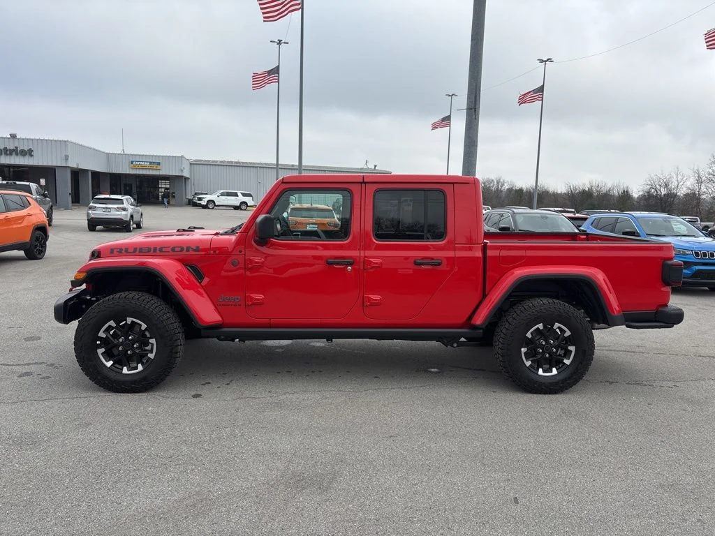 New 2026 Firecracker Red Clear-Coat Exterior Paint Jeep Rubicon image 6