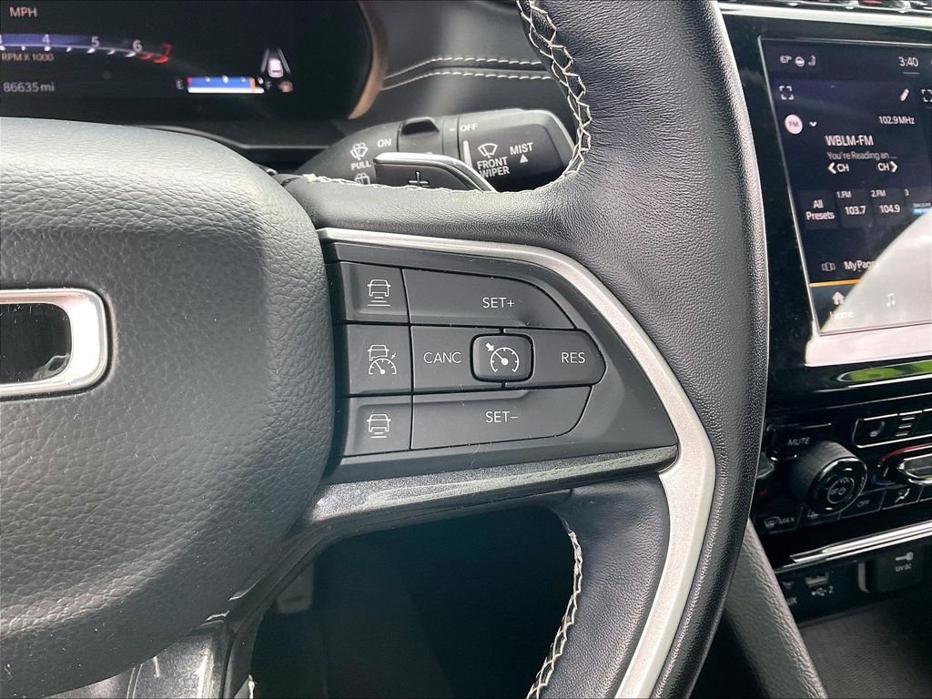 Used 2022 Baltic Gray Metallic Clearcoat Jeep Laredo image 22