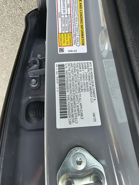 Used 2025  Honda Sport image 38
