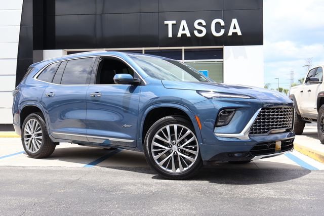 2026 Buick Enclave Avenir's photo