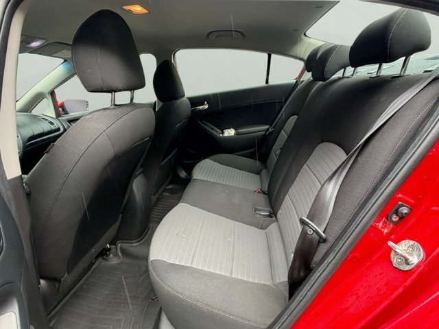 Used 2018 Red Kia S image 14