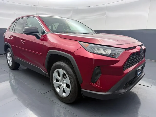 2022 Toyota RAV4 LE Sport Utility 4D