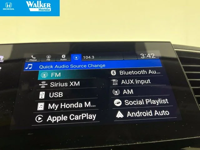 Used 2021 Black Honda EX-L image 28