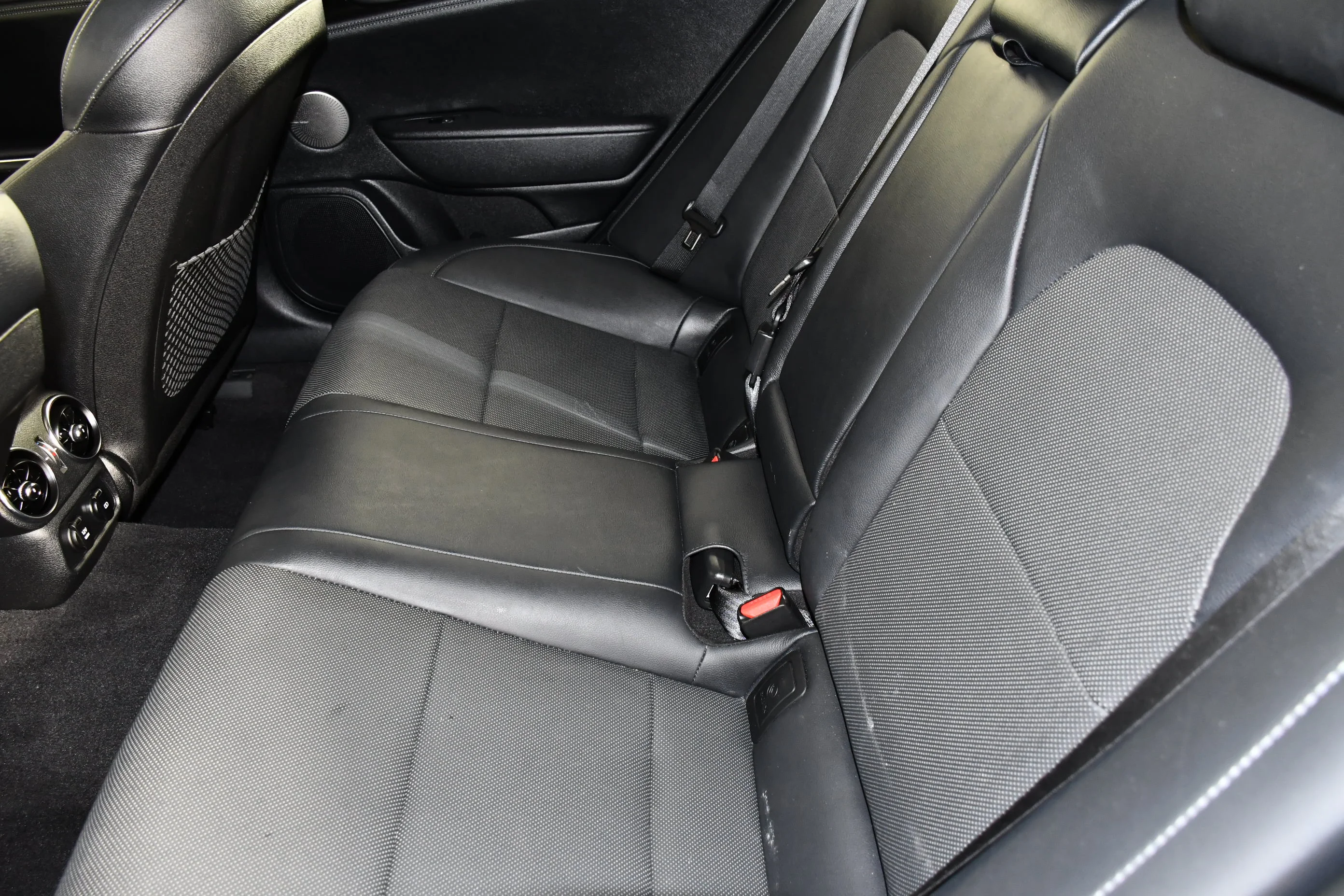 Used 2023 Panthera Metal Kia GT-Line image 48