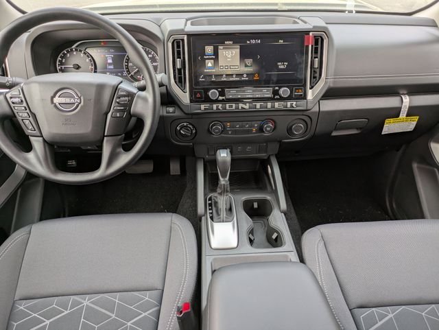 2025 Nissan Frontier SV - Photo 7