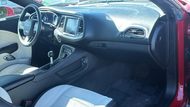 Used 2016 Redline Red Tricoat Pearl Dodge R/T Plus image 12