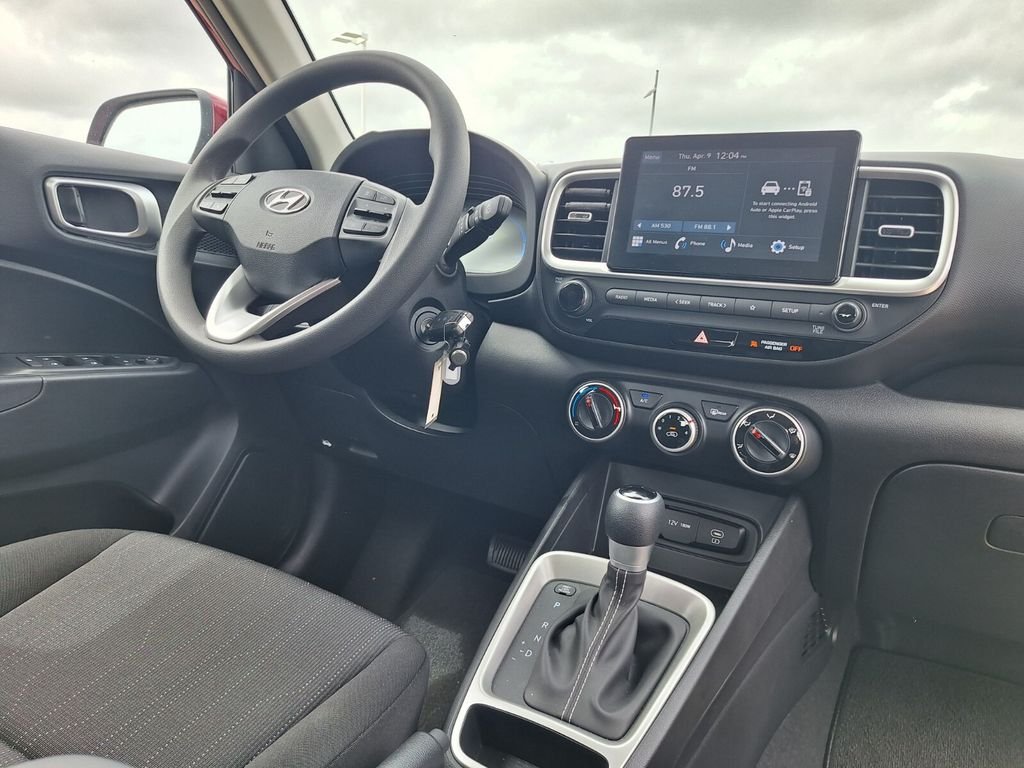 2026 Hyundai Venue SE - Photo 25