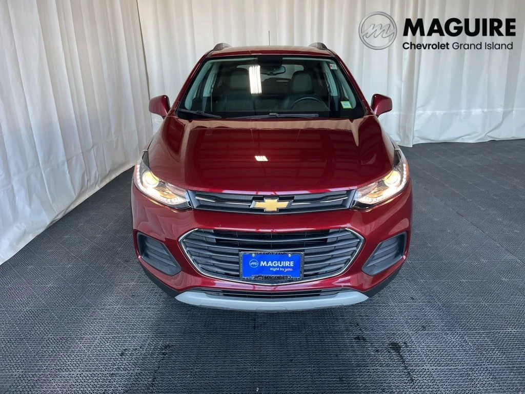 Used 2022 Red Chevrolet LT image 29