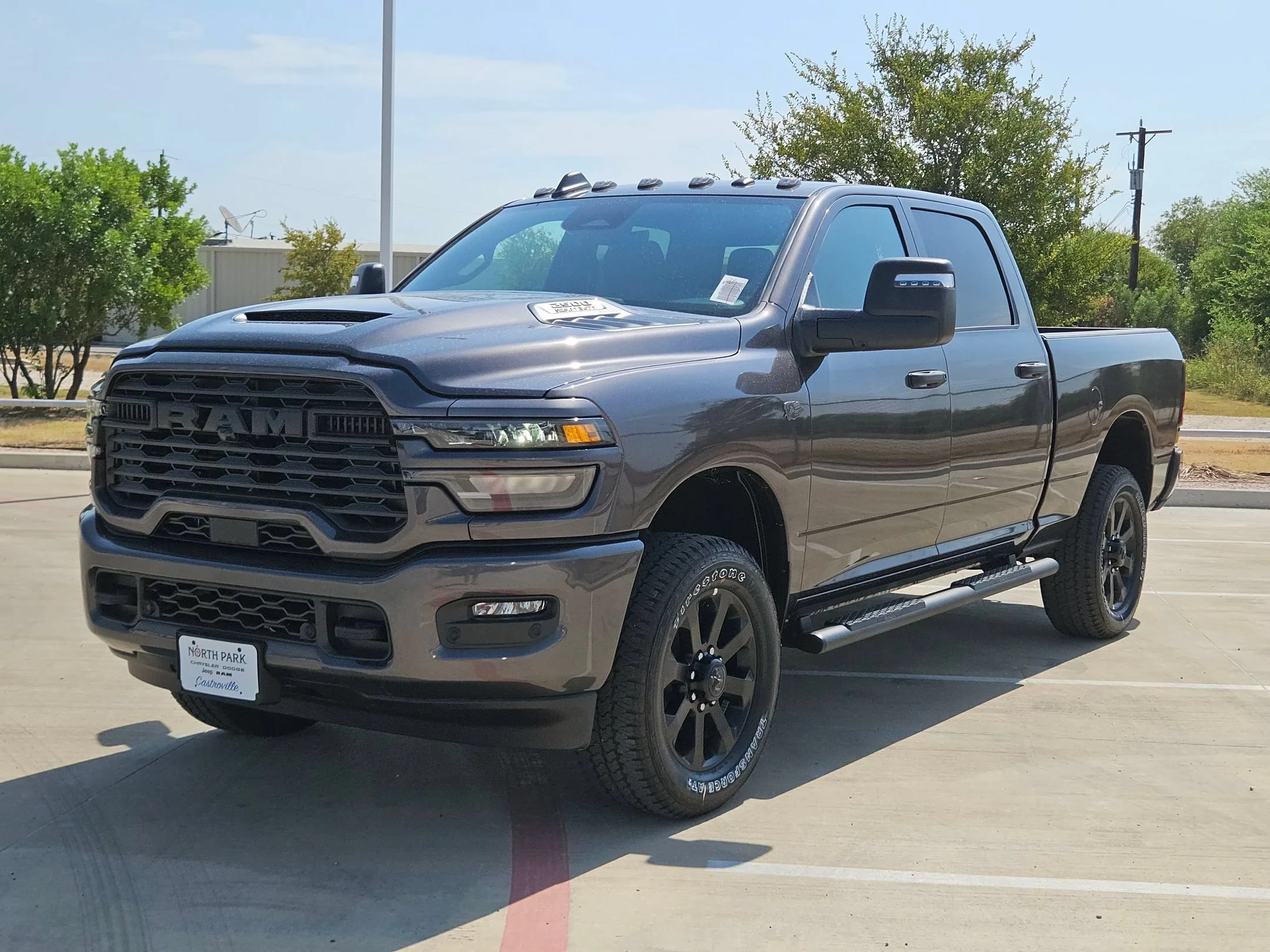 New 2027 Granite Crystal Metallic Clearcoat RAM Black Express image 7