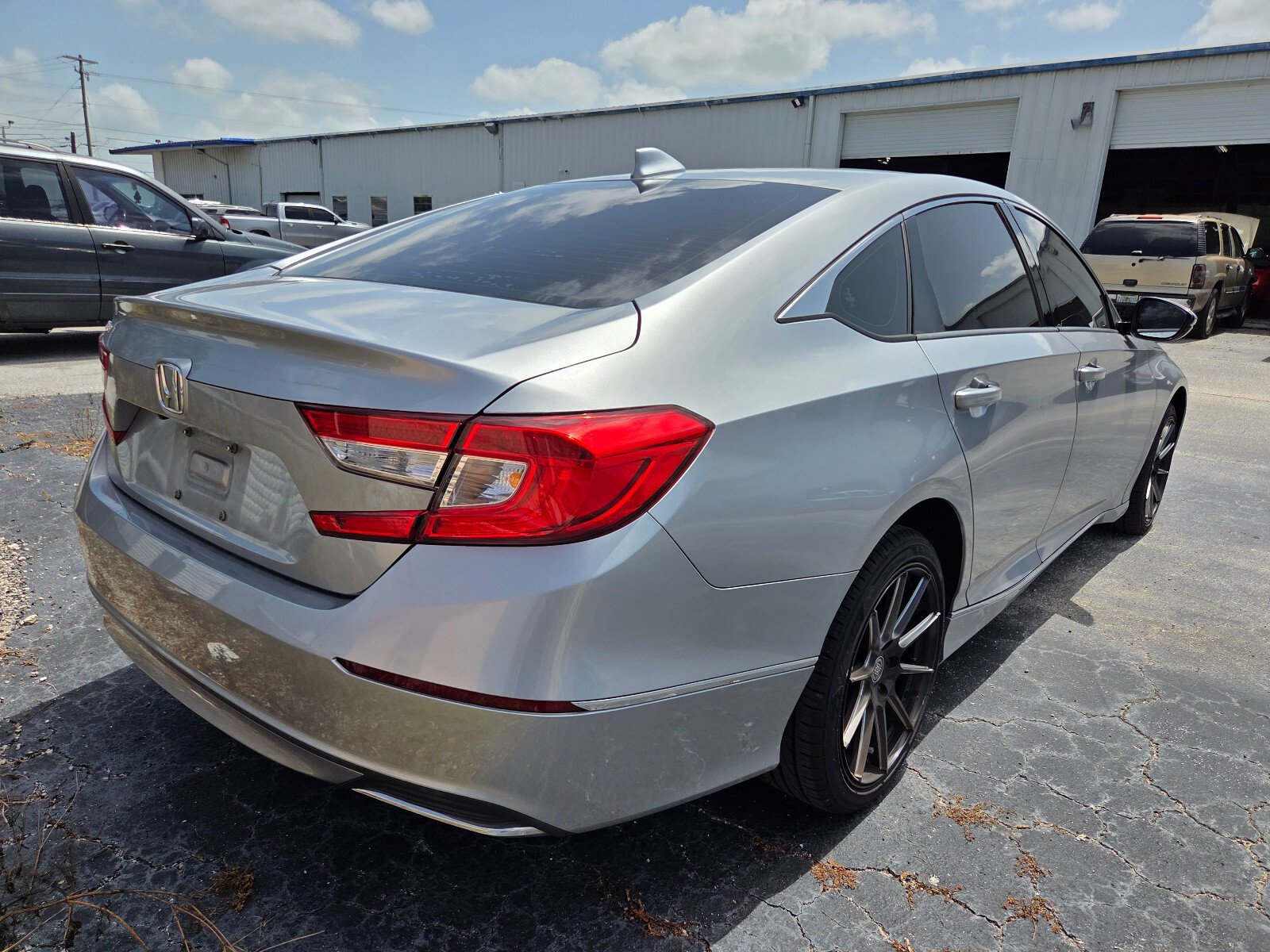 Used 2018  Honda EX-L Navi 1.5T image 3