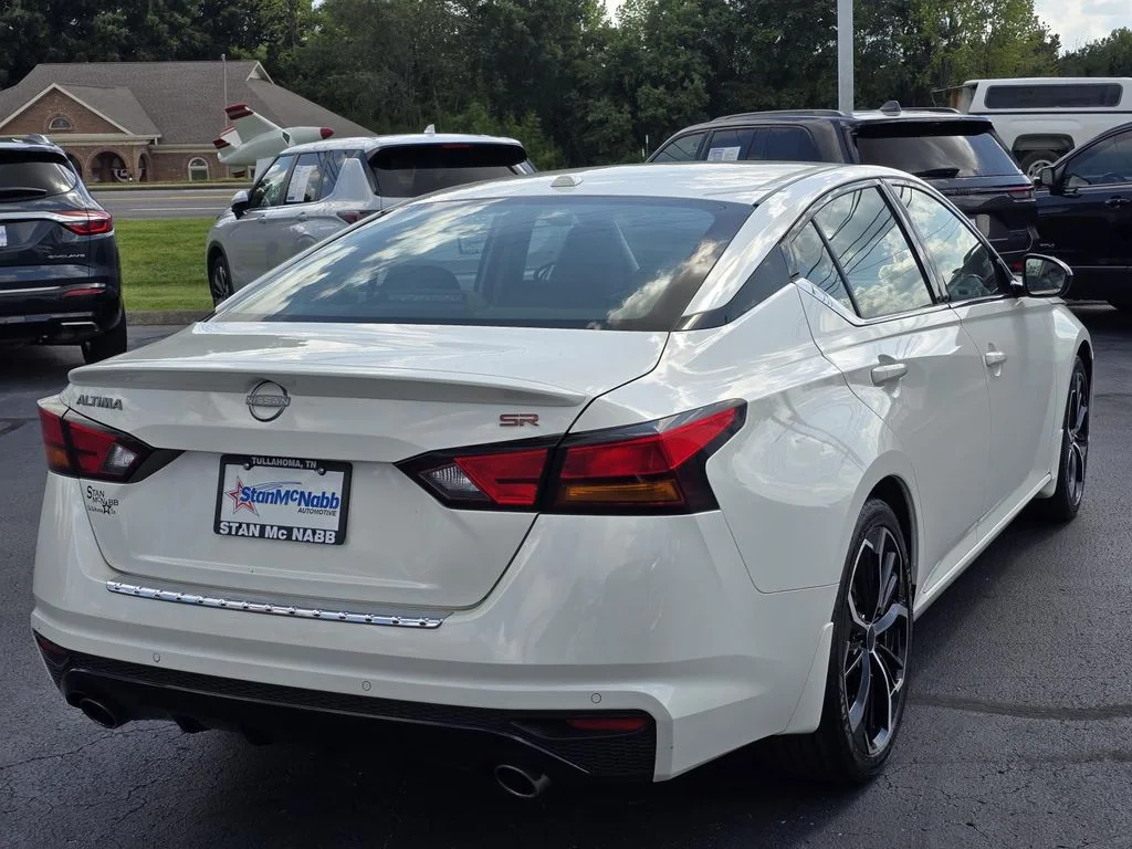 Used 2023 Pearl White Tricoat Nissan 2.5 SR image 7