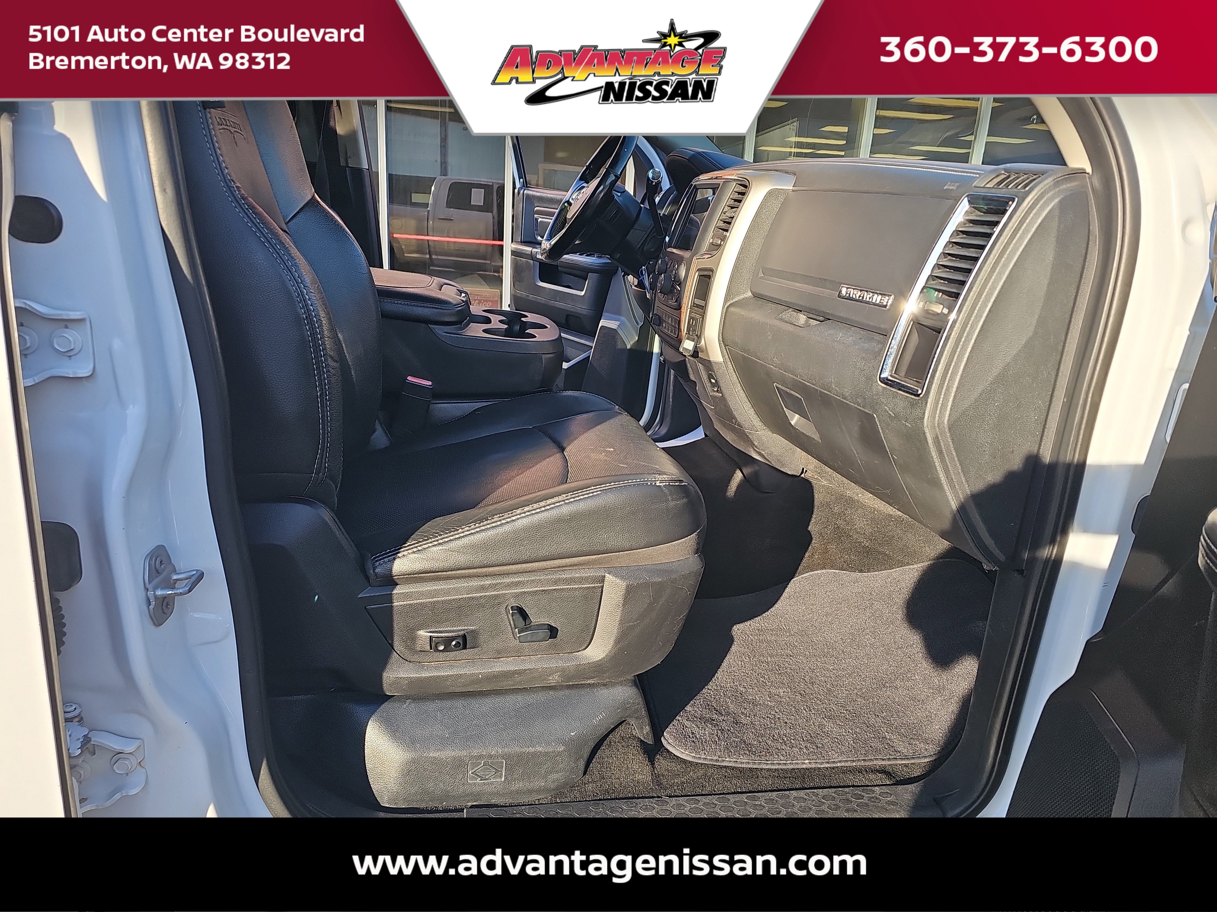 Used 2016 Bright White Clearcoat Ram Laramie image 17