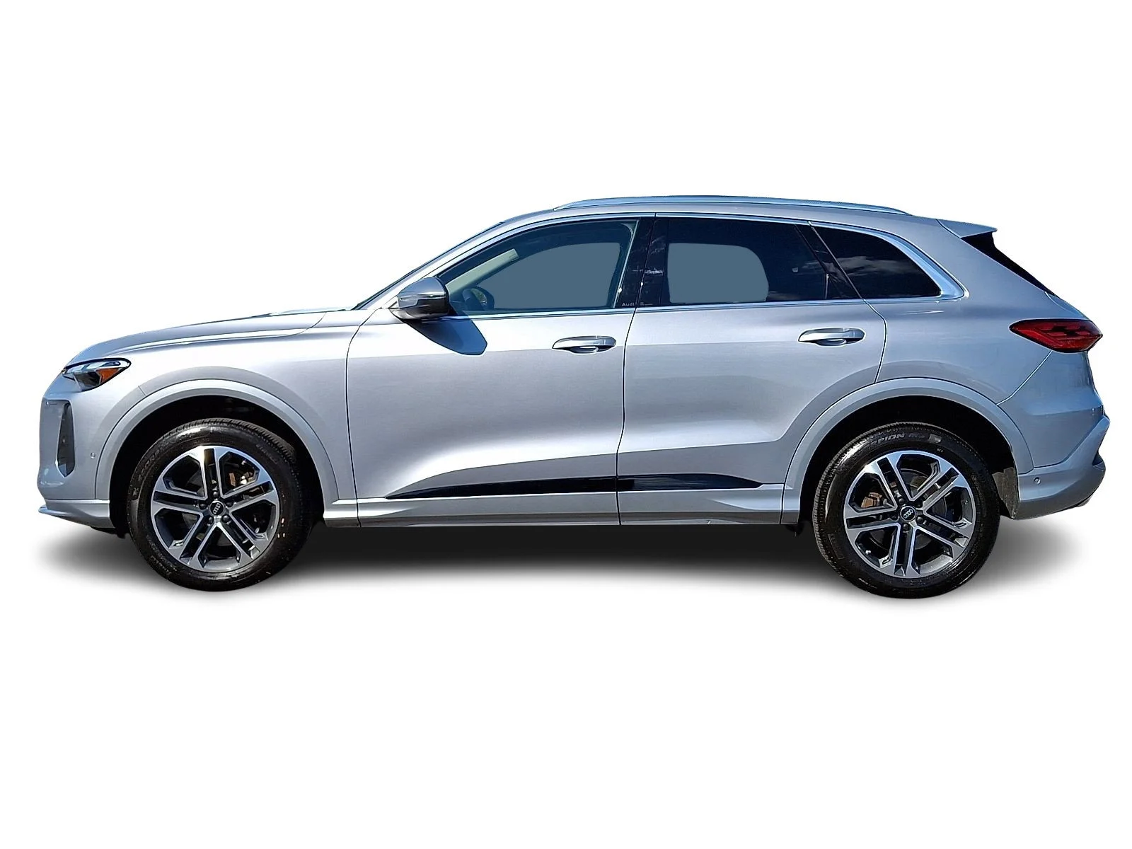 Used 2025 Florett Silver Metallic   L5l5 Audi Premium image 5