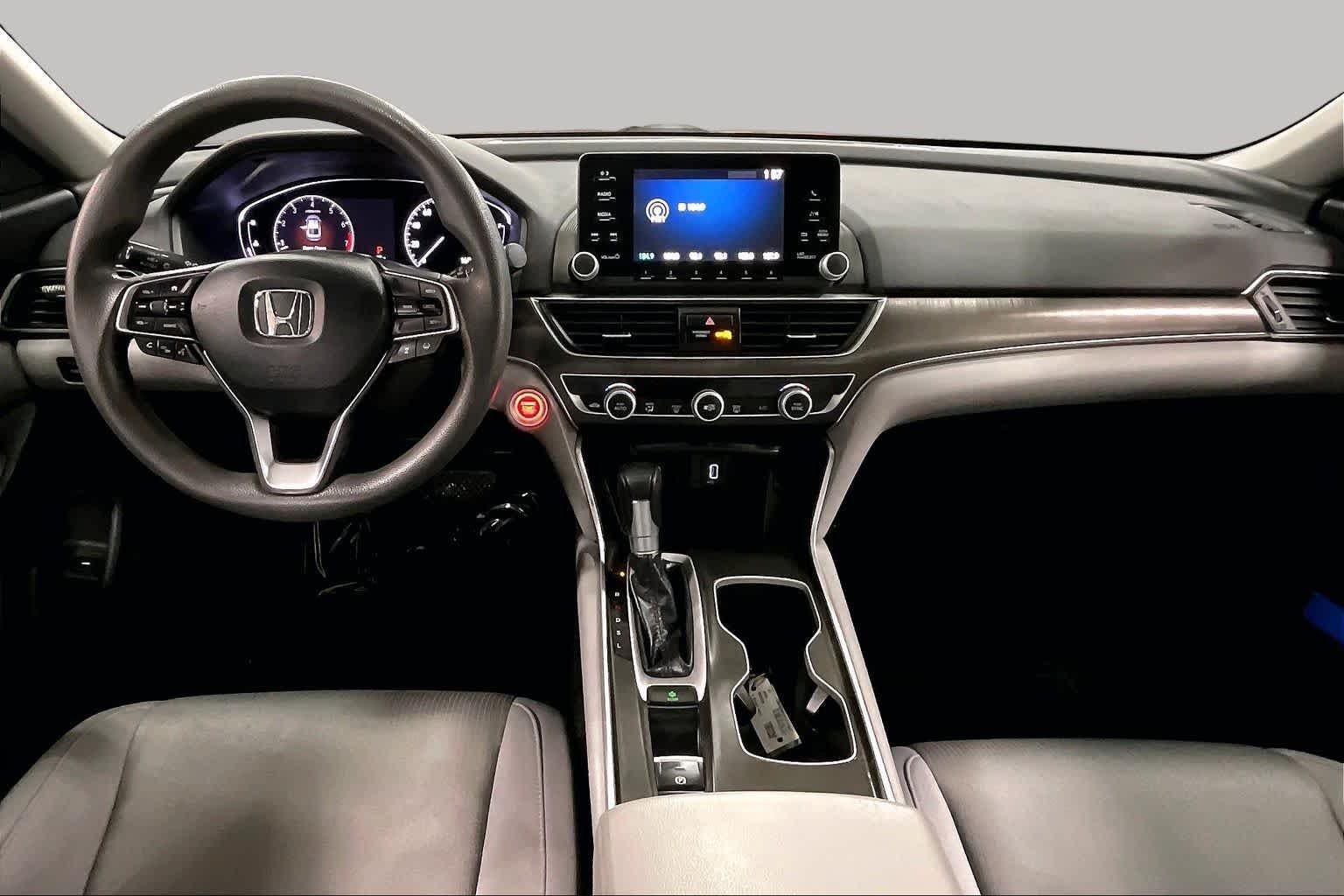 Used 2018 Modern Steel Metallic Honda LX 1.5T image 15