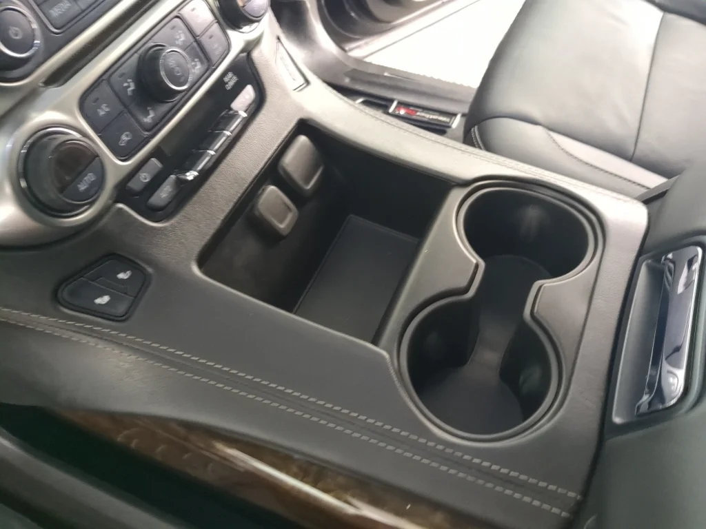 Used 2018 Tungsten Metallic Chevrolet LT image 28