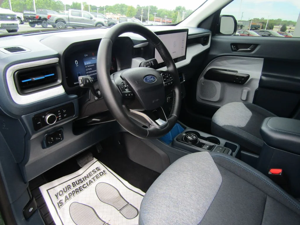 Used 2025 Green Ford XLT image 16