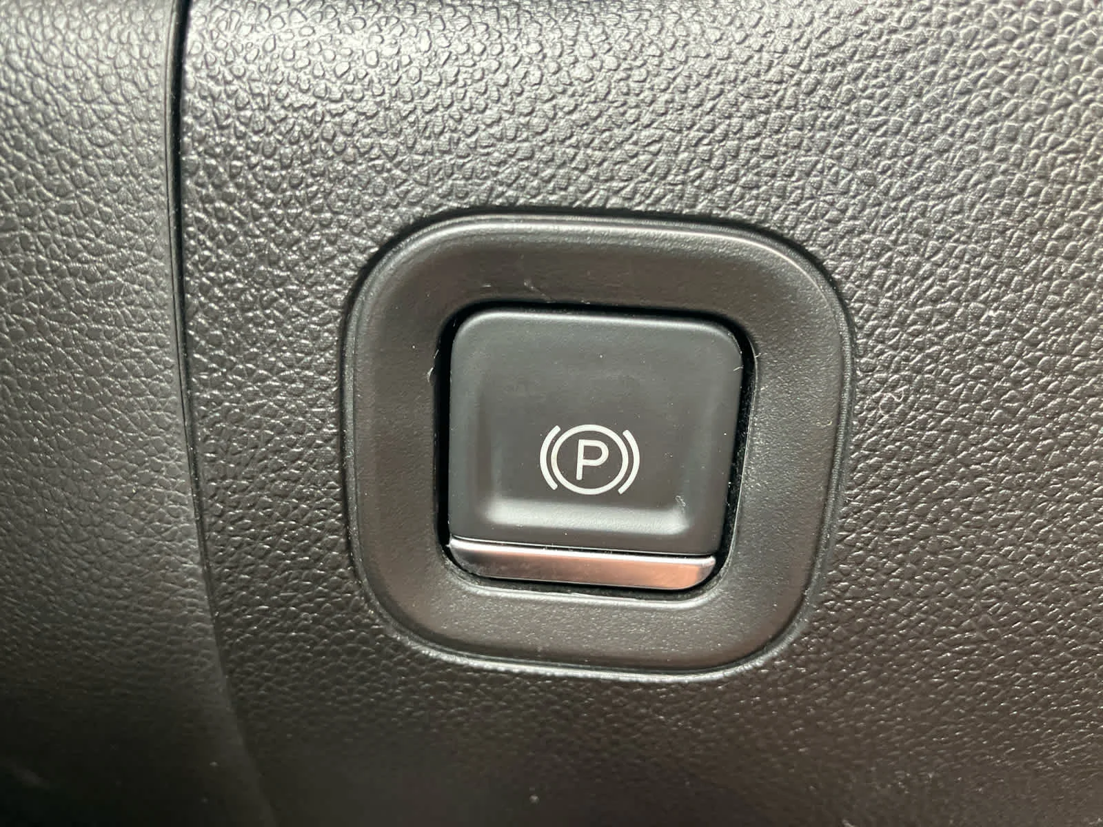 Used 2019 Cajun Red Tintcoat Chevrolet LT image 16