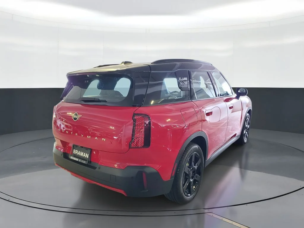 Used 2026 Red MINI  image 3