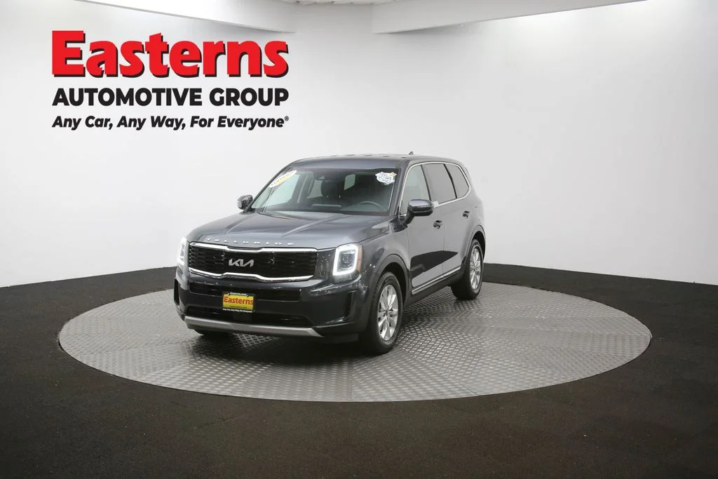 Used 2022 Gray Kia LX image 55