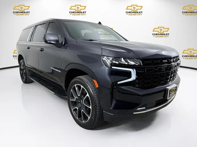 2023 Chevrolet Suburban LS