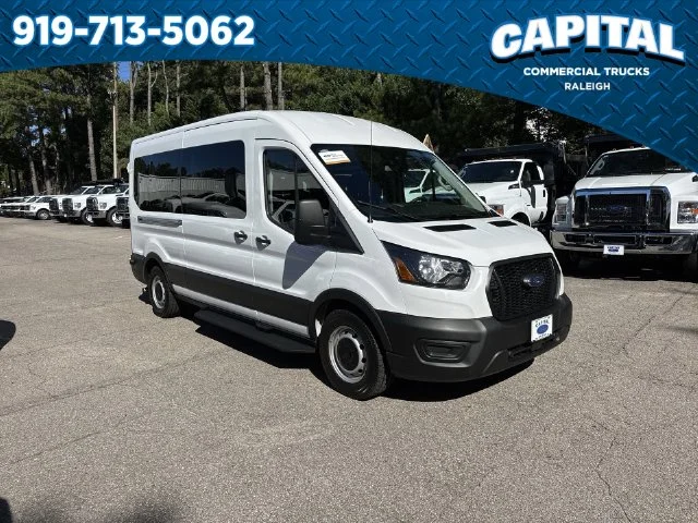 Used 2024 White Ford XL image 2