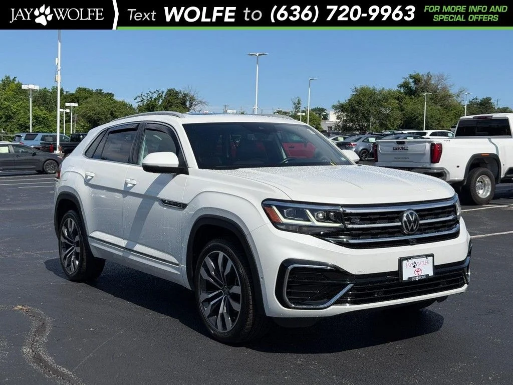 2022 Volkswagen Atlas Cross Sport 3.6L V6 SEL Premium R-Line 4MOTION's photo