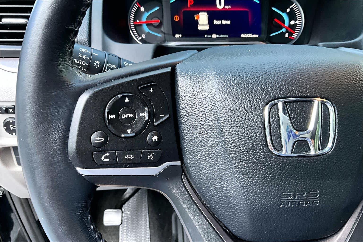 Used 2019 Crystal Black Pearl Honda EX-L image 24
