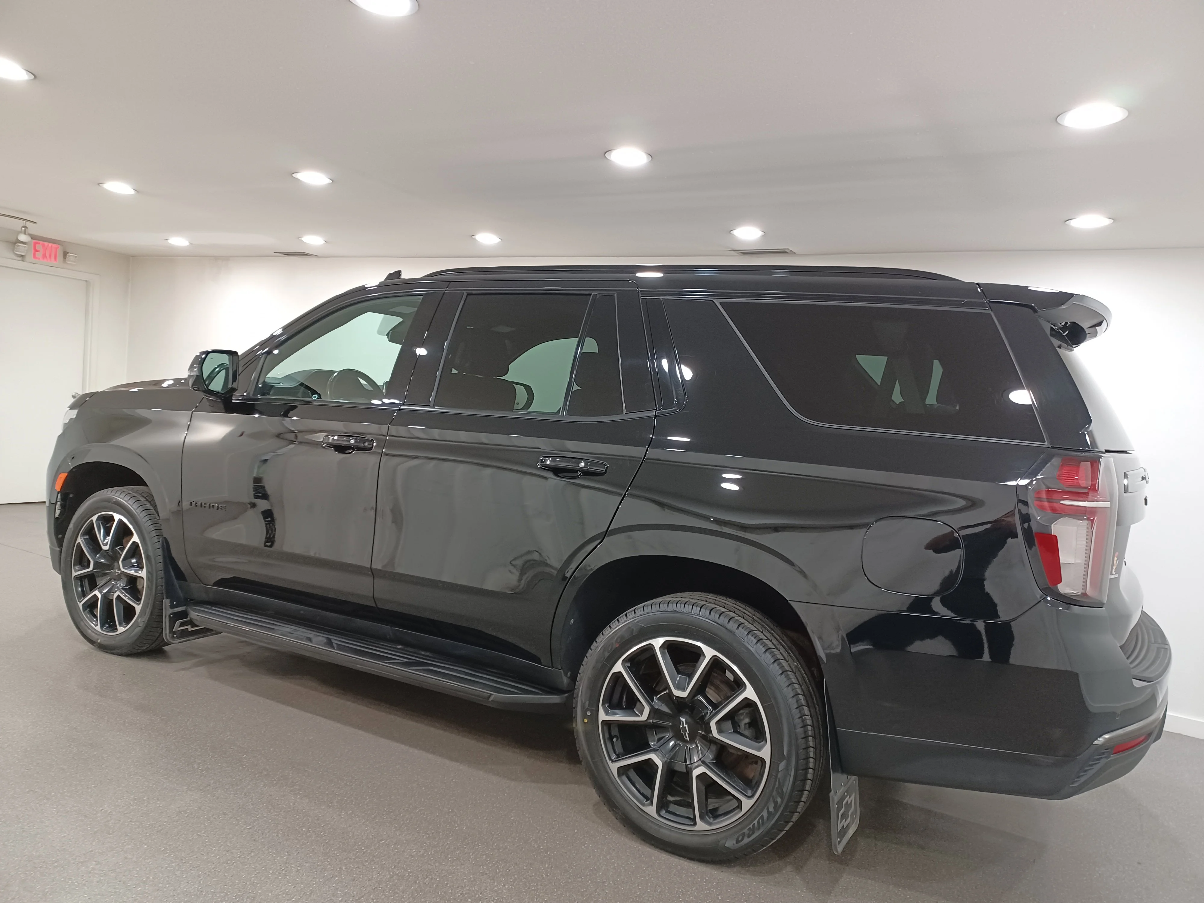 Certified Used 2021 Black Chevrolet RST 4x4*8 Pass | Adaptive Cruise | Remote Start | 360 Cam | Htd Leather | Htd Wheel | Park Assist image 8