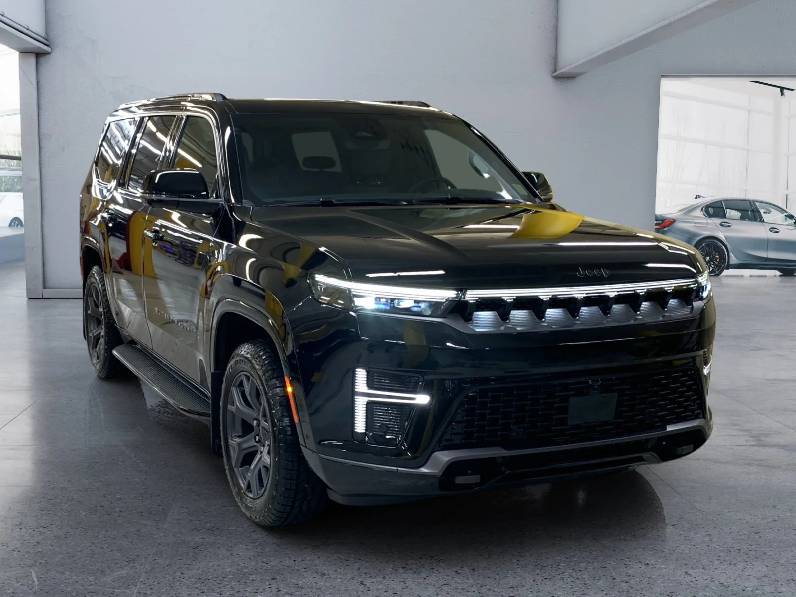New 2026 Diamond Black Crystal Pearl Jeep Upland image 7