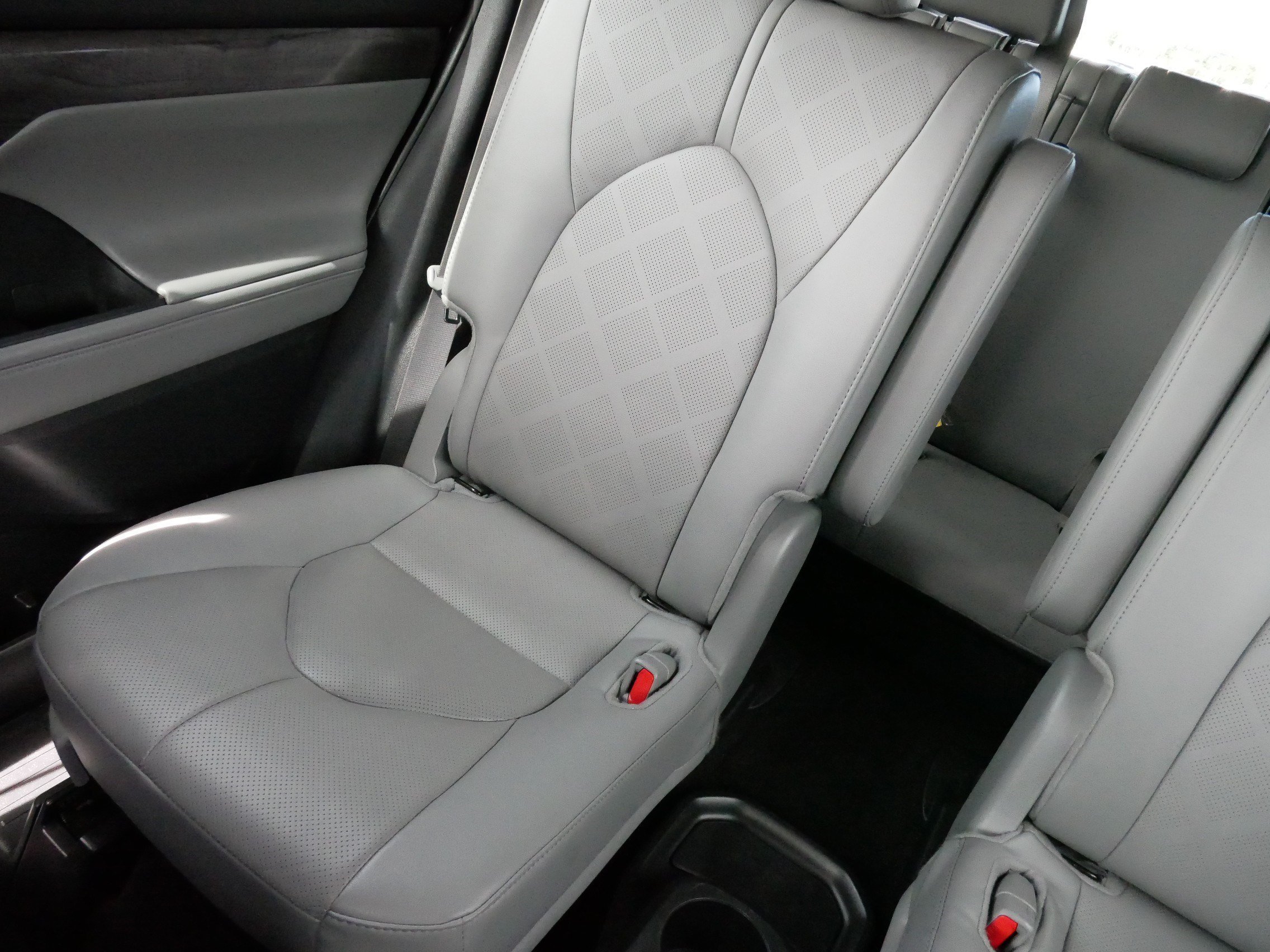 Certified Used 2025 Magnetic Gray Metallic Toyota Platinum image 12