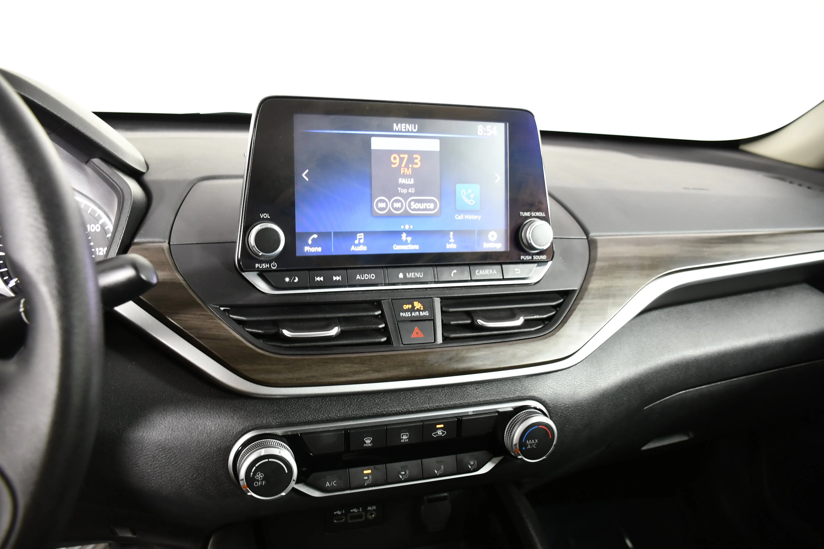 Used 2024 Brilliant Silver Metallic Nissan 2.5 SV image 25