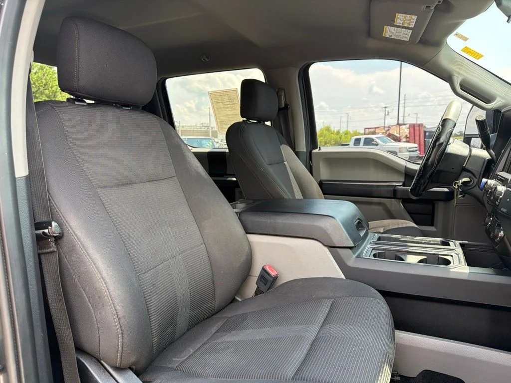 Used 2018 Gray Ford XL image 22