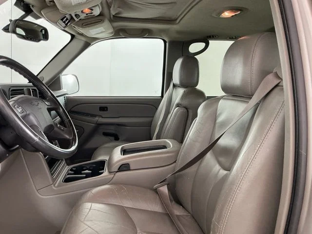 Used 2004 Silver Birch Metallic Chevrolet Z71 image 11