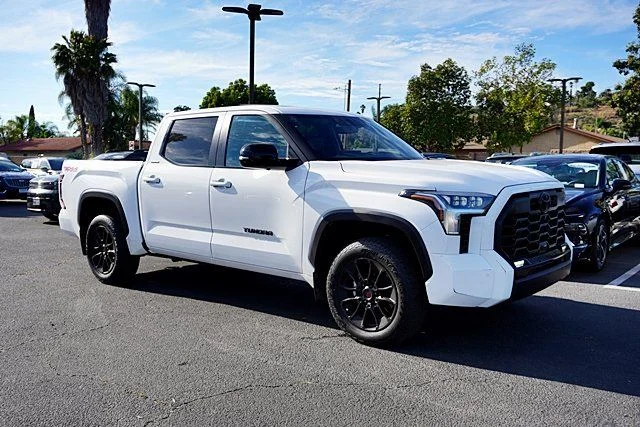 Used 2025 White Toyota Limited image 5