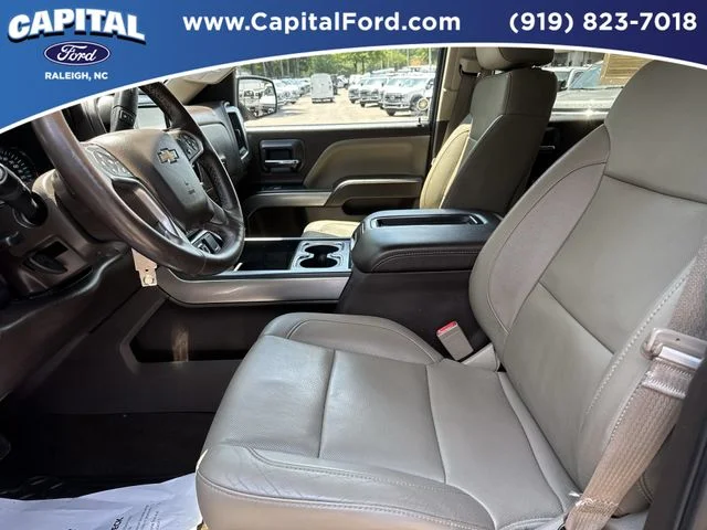 Used 2015  Chevrolet LTZ image 19