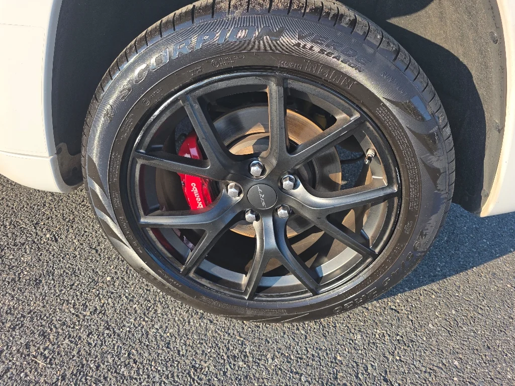 Used 2019 Bright White Clearcoat Jeep SRT image 6