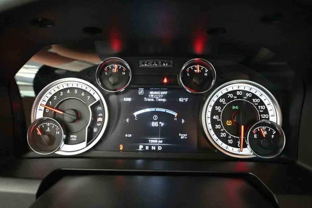 Used 2019 Black Ram Big Horn image 33
