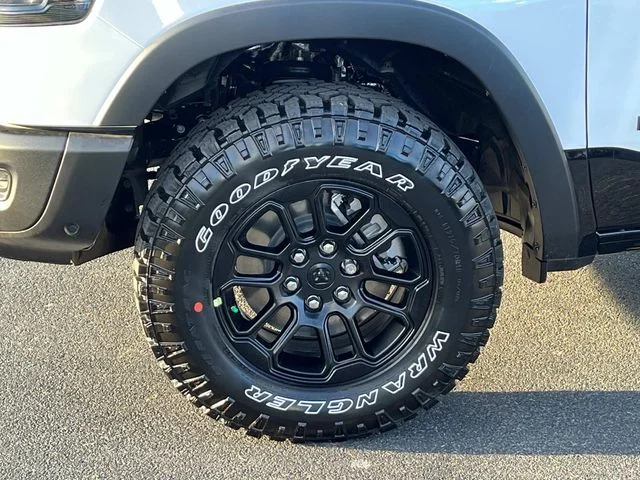 New 2026 Bright White Clear-Coat Exterior Paint RAM Rebel image 12