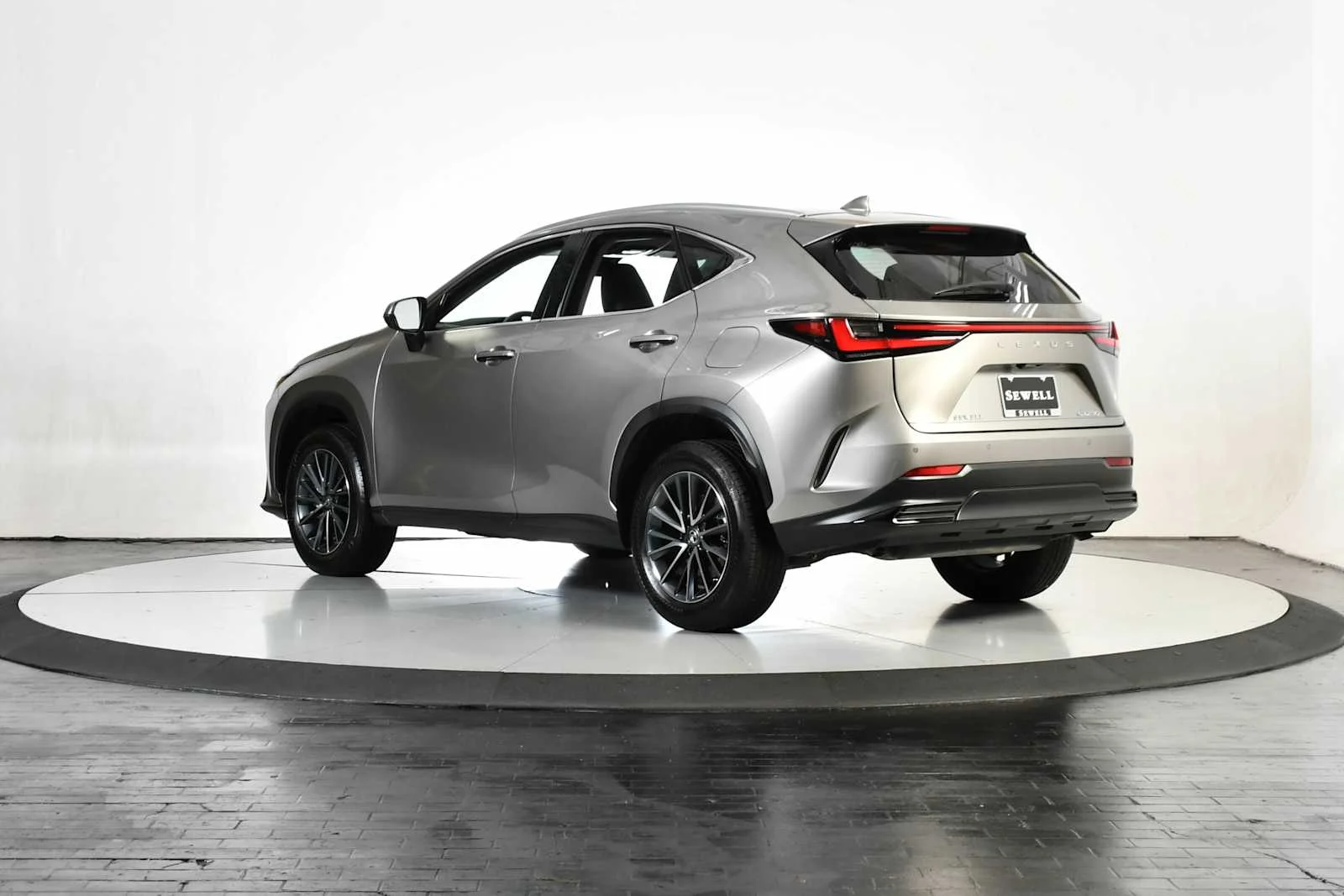 Certified Used 2025 ATOMIC SILVER Lexus  image 4
