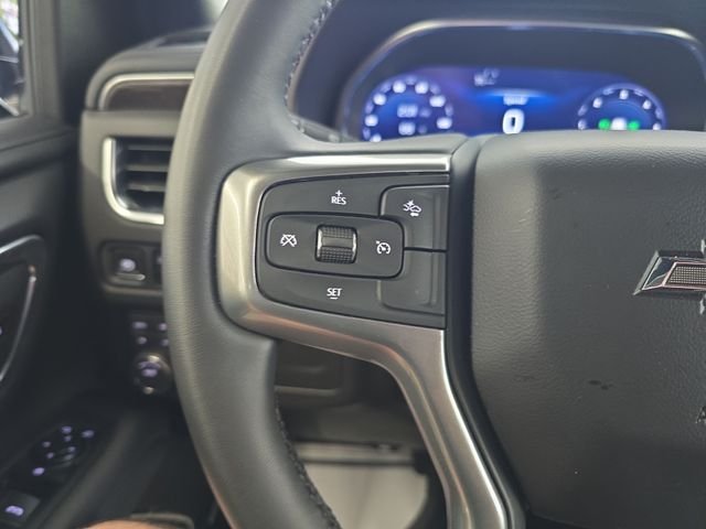 Used 2024 Black Chevrolet Z71 image 19