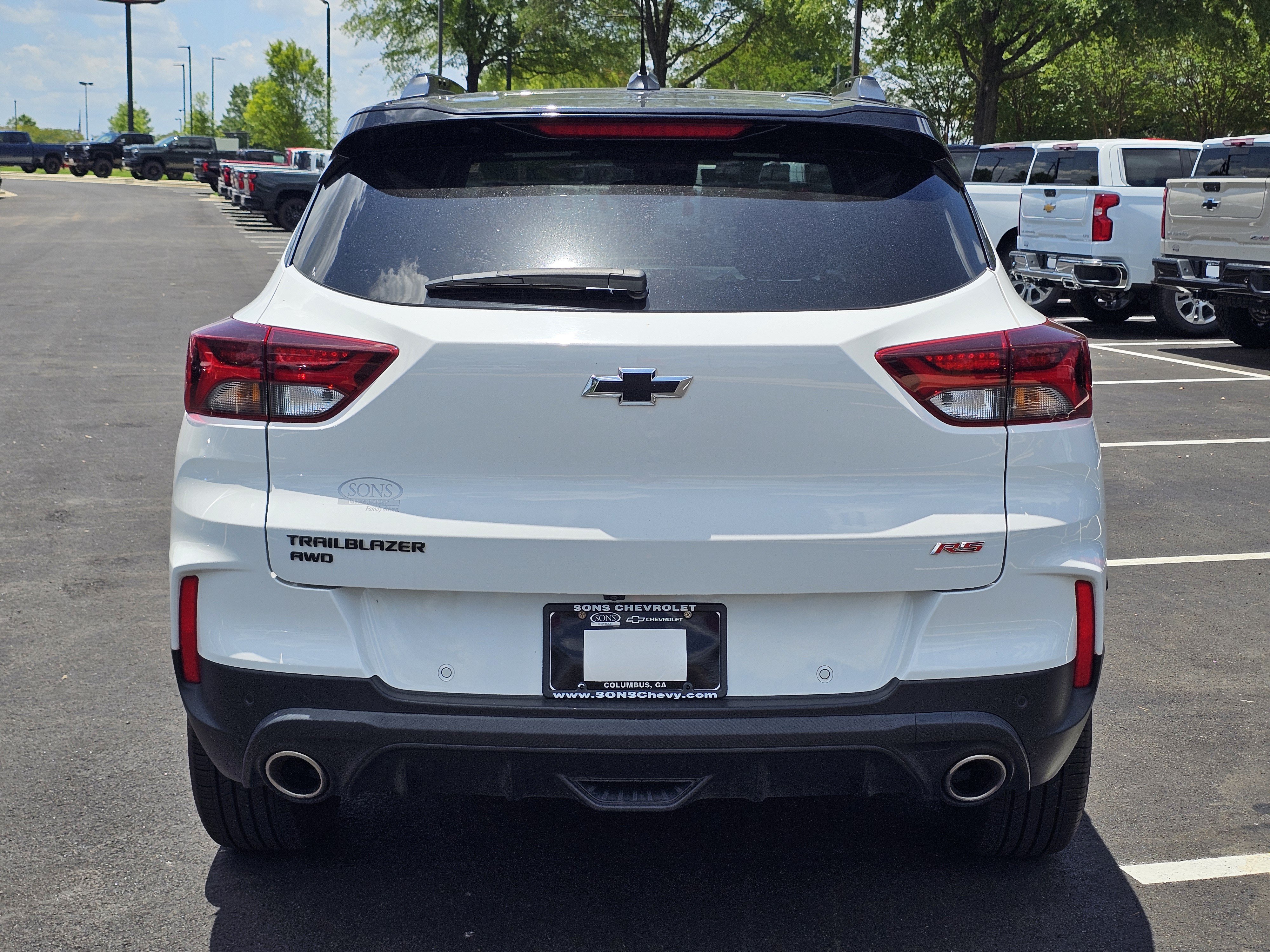 Used 2023 Summit White Chevrolet RS image 12