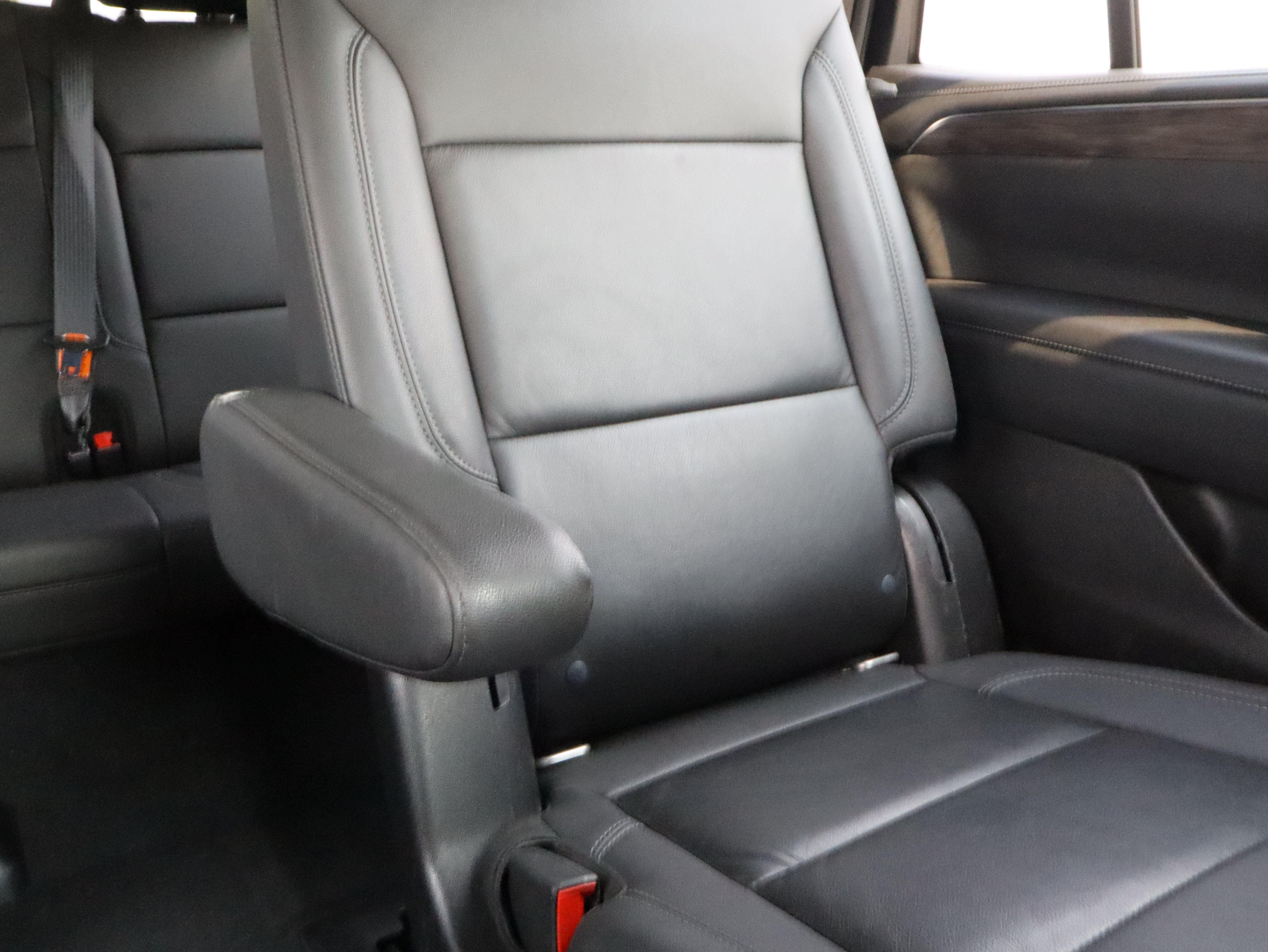 2021 Chevrolet Tahoe Z71 - Photo 9