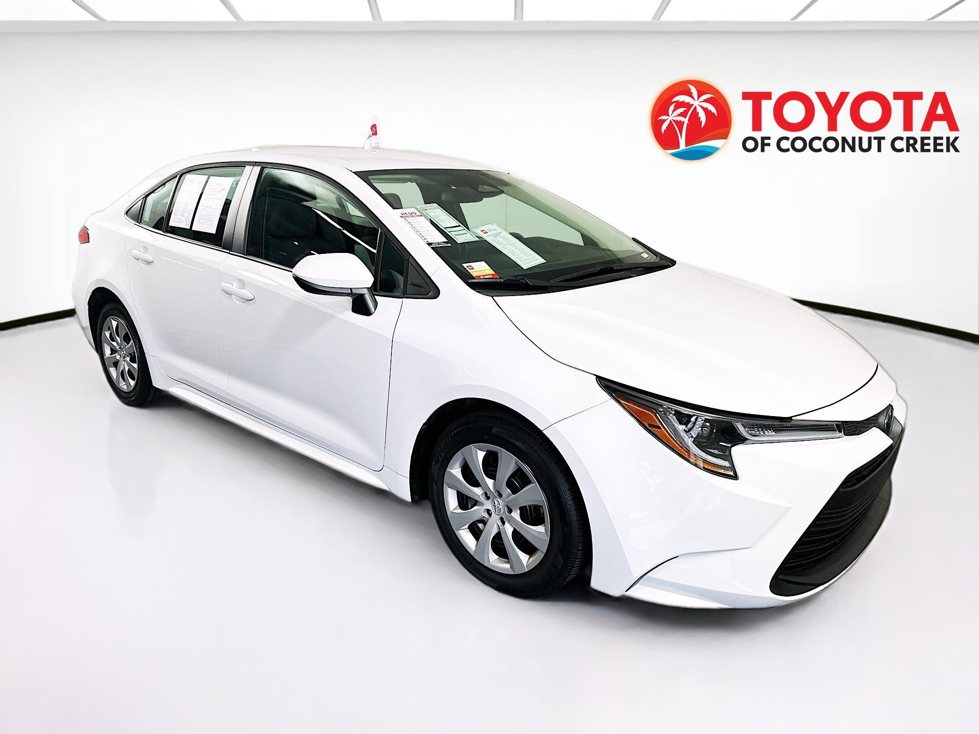 2023 Toyota Corolla thumbnail 3