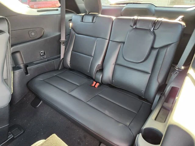 2026 Ford Explorer ST-Line - Photo 31