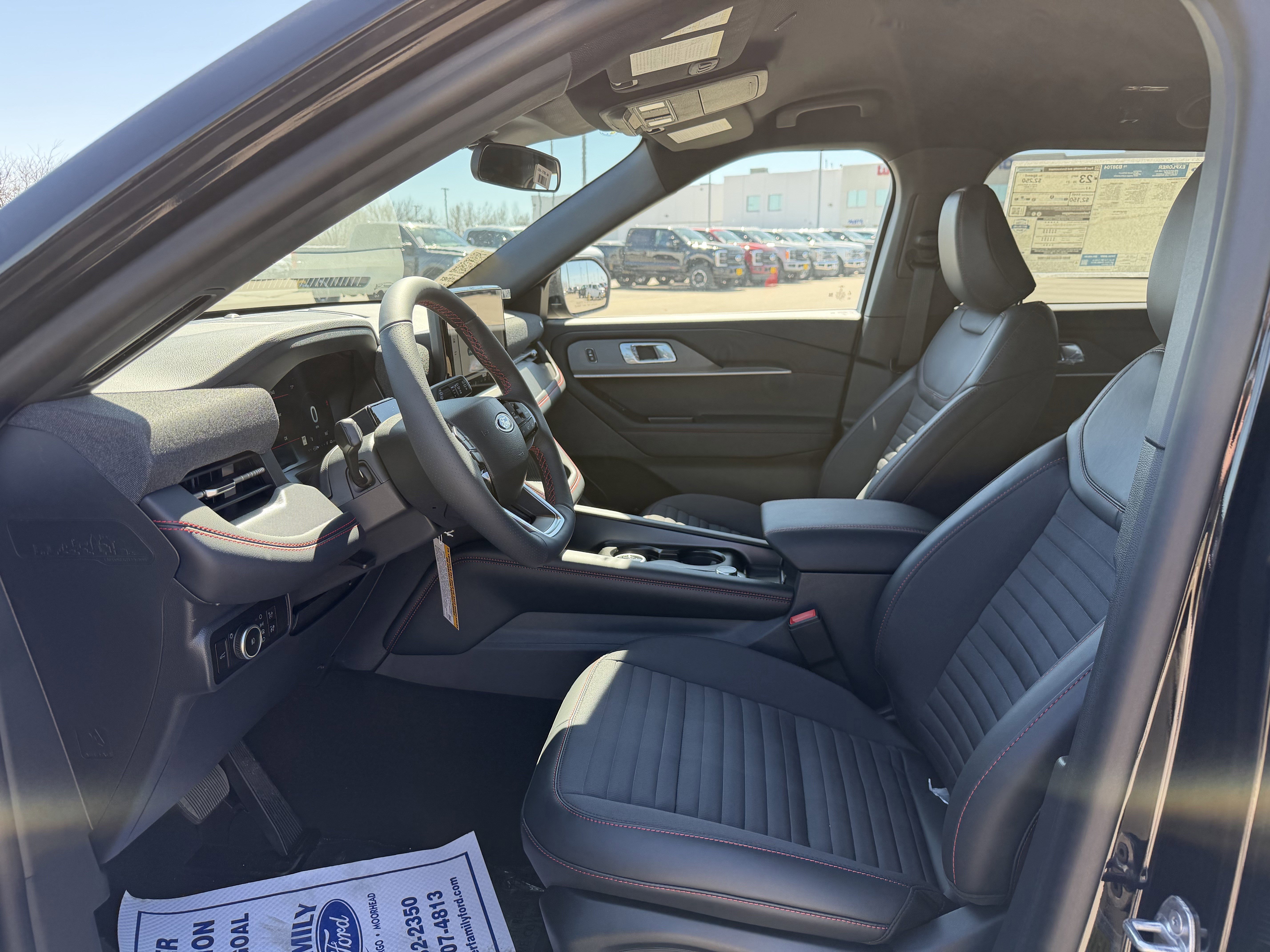 New 2026 Agate Black Metallic Ford ST-Line image 5