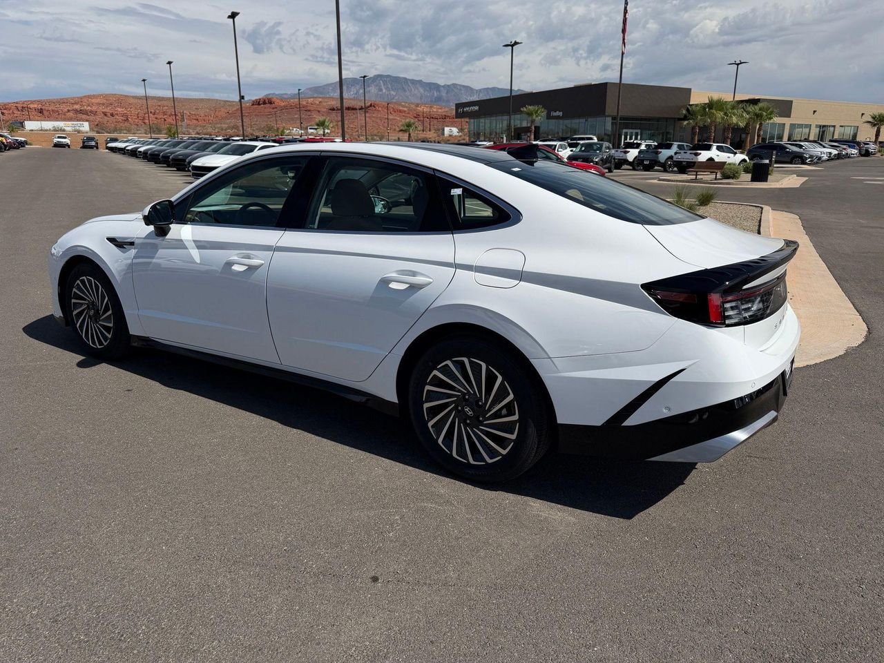 New 2026 White Hyundai Limited image 10