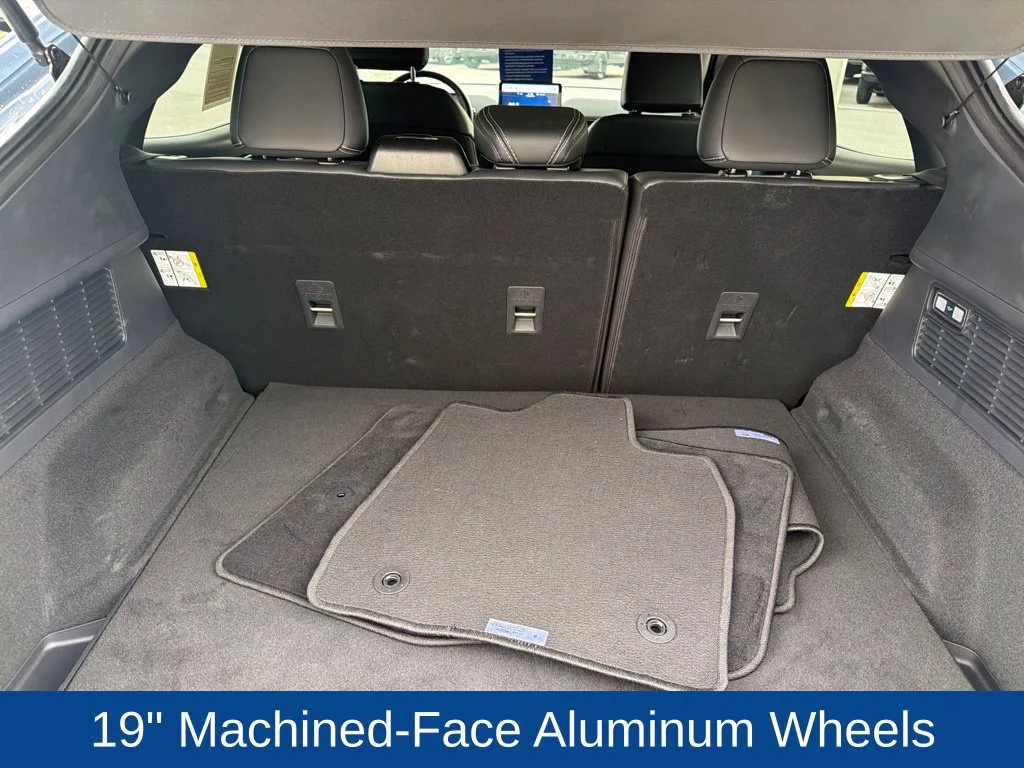 Used 2024 Vapor Blue Metallic Ford Select image 8