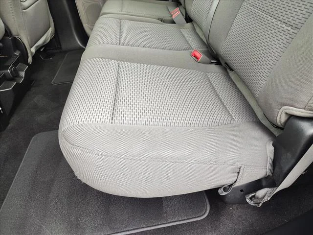 Used 2020 White Ford XLT image 12